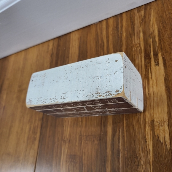 🍰 All You Need Is Love and Some Cake Farmhouse Rustic Decor Sign - Picture 3 of 5